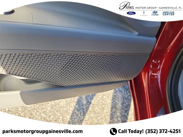 New 2025 Hyundai Elantra Sport image 13