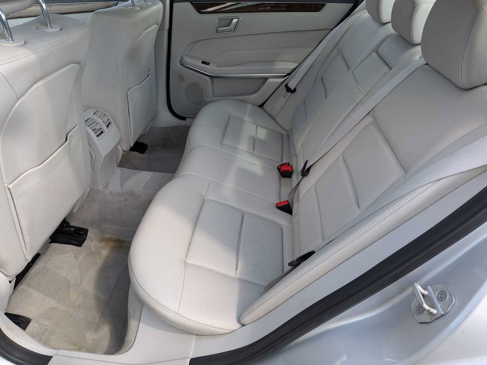 Used 2015 Mercedes-Benz E 350 4MATIC Sedan image 17