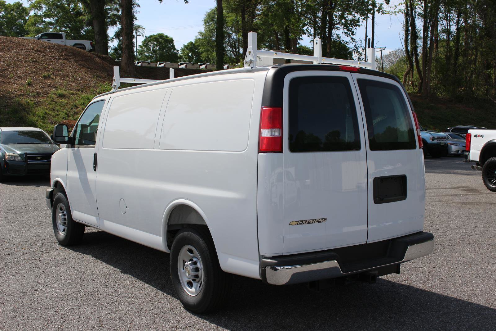 New 2026 Chevrolet Express 2500 w/ Driver Convenience Package RWD image 3