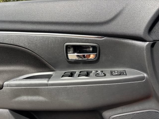 Used 2020 Mitsubishi Outlander Sport ES AWD/4WD image 21