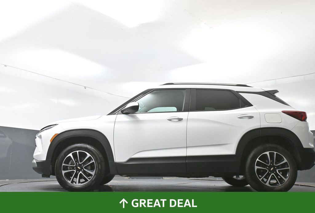 Used 2025 Chevrolet TrailBlazer LT AWD/4WD image 55