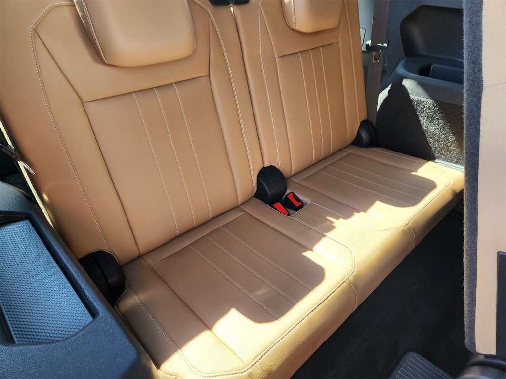 Used 2024 Volkswagen Tiguan SE image 21