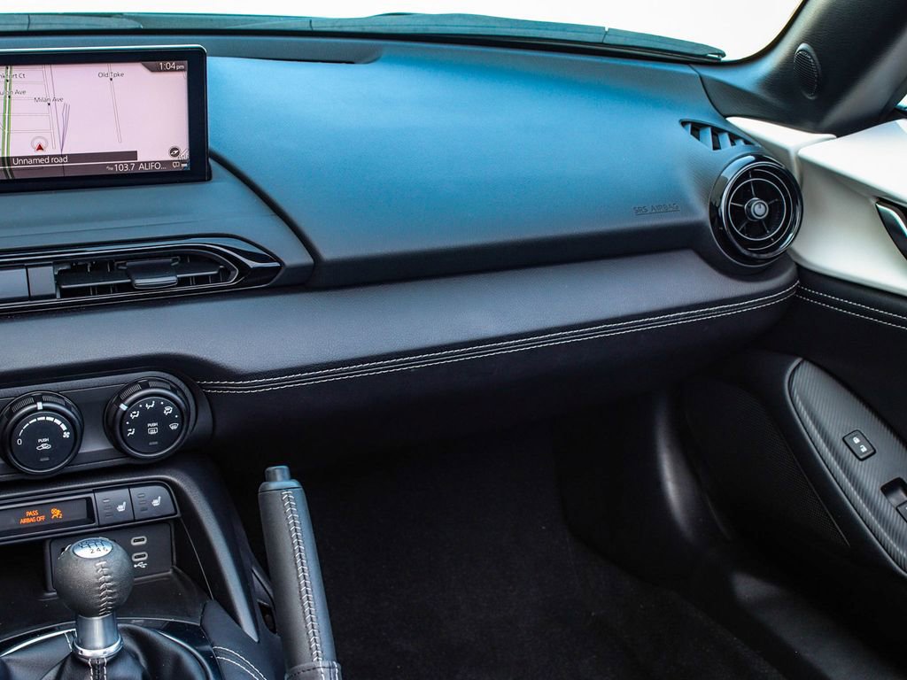 Used 2024 MAZDA MX-5 Miata Club image 15