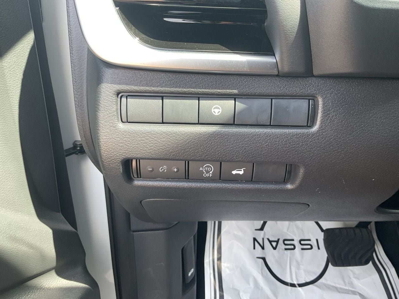 Used 2026 Nissan Rogue SL FWD image 20