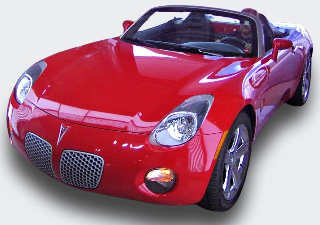 Used 2006 Pontiac Solstice Convertible w/ Premium Package RWD image 2