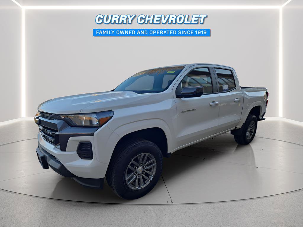 Used 2023 Chevrolet Colorado LT AWD/4WD image 8