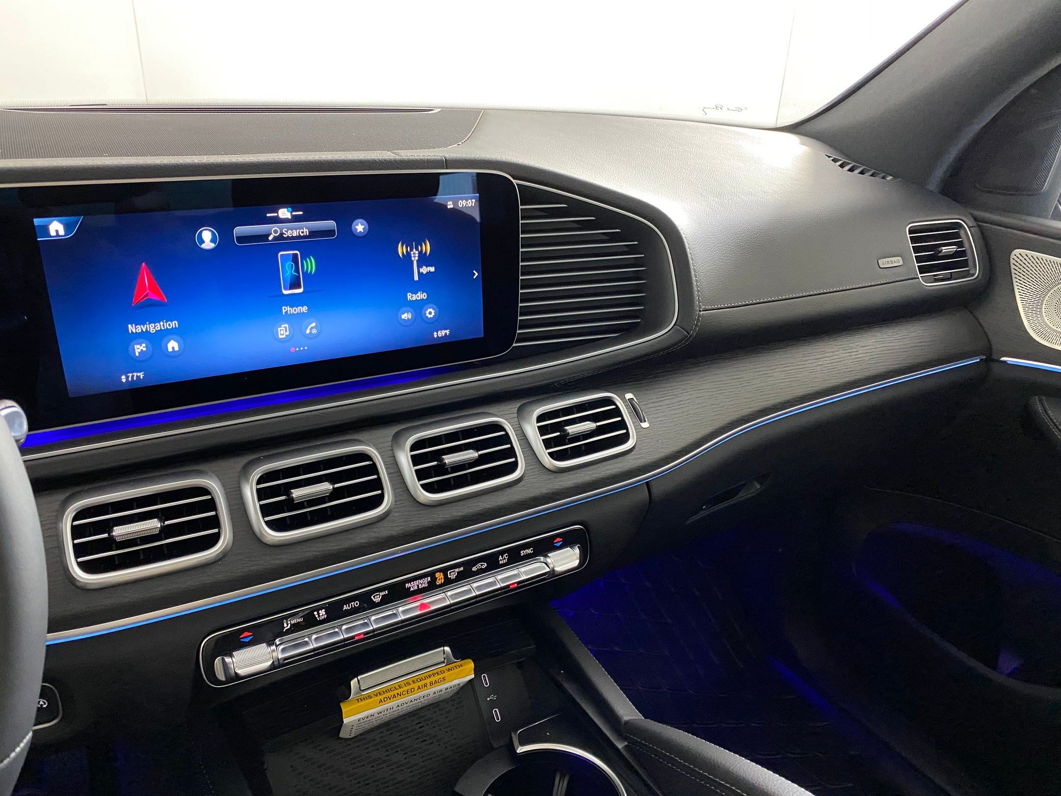 Used 2025 Mercedes-Benz GLS 450 4MATIC image 25
