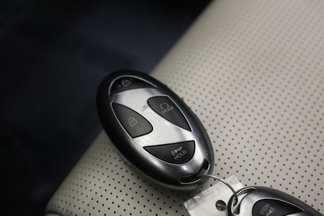 Used 2024 Hyundai Santa Fe Calligraphy image 37