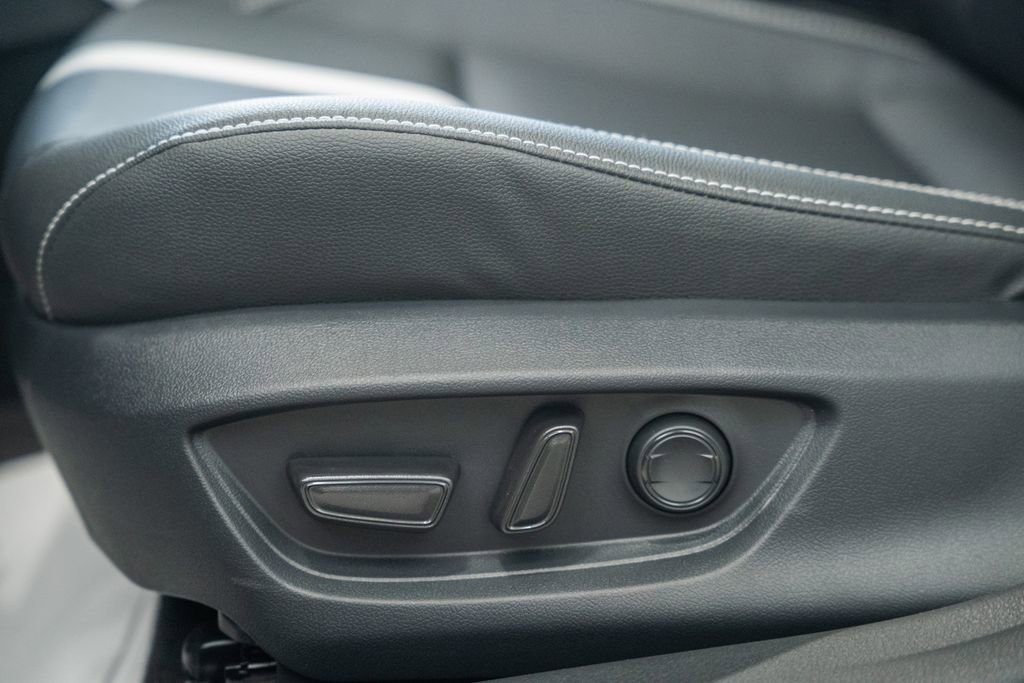 New 2026 Toyota Camry SE FWD image 35
