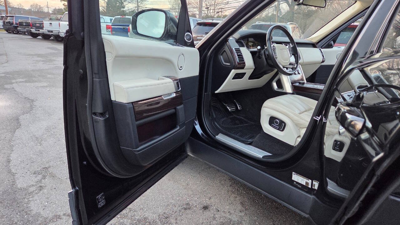 Used 2016 Land Rover Range Rover Supercharged AWD/4WD image 25