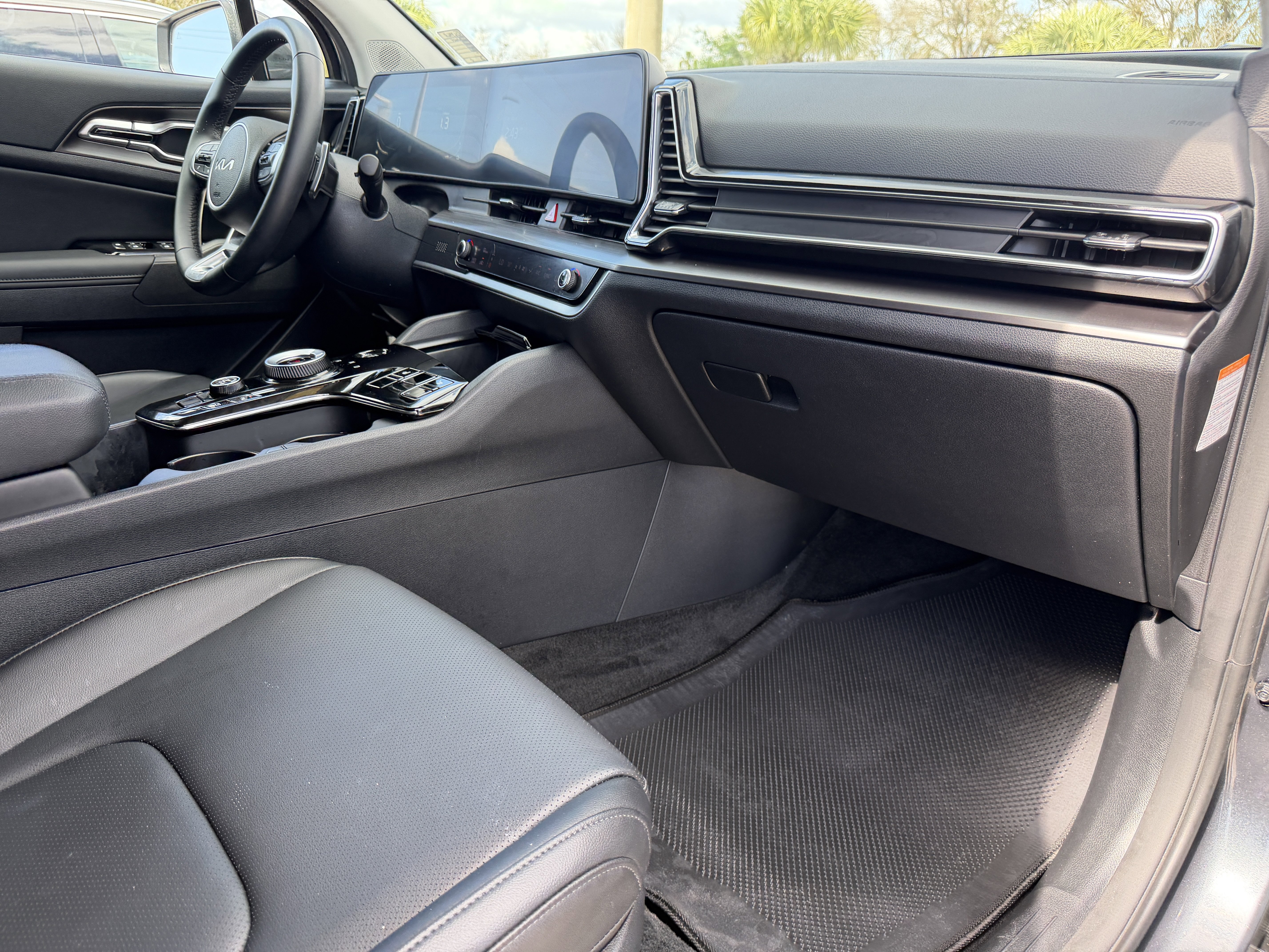 Certified 2024 Kia Sportage EX image 12