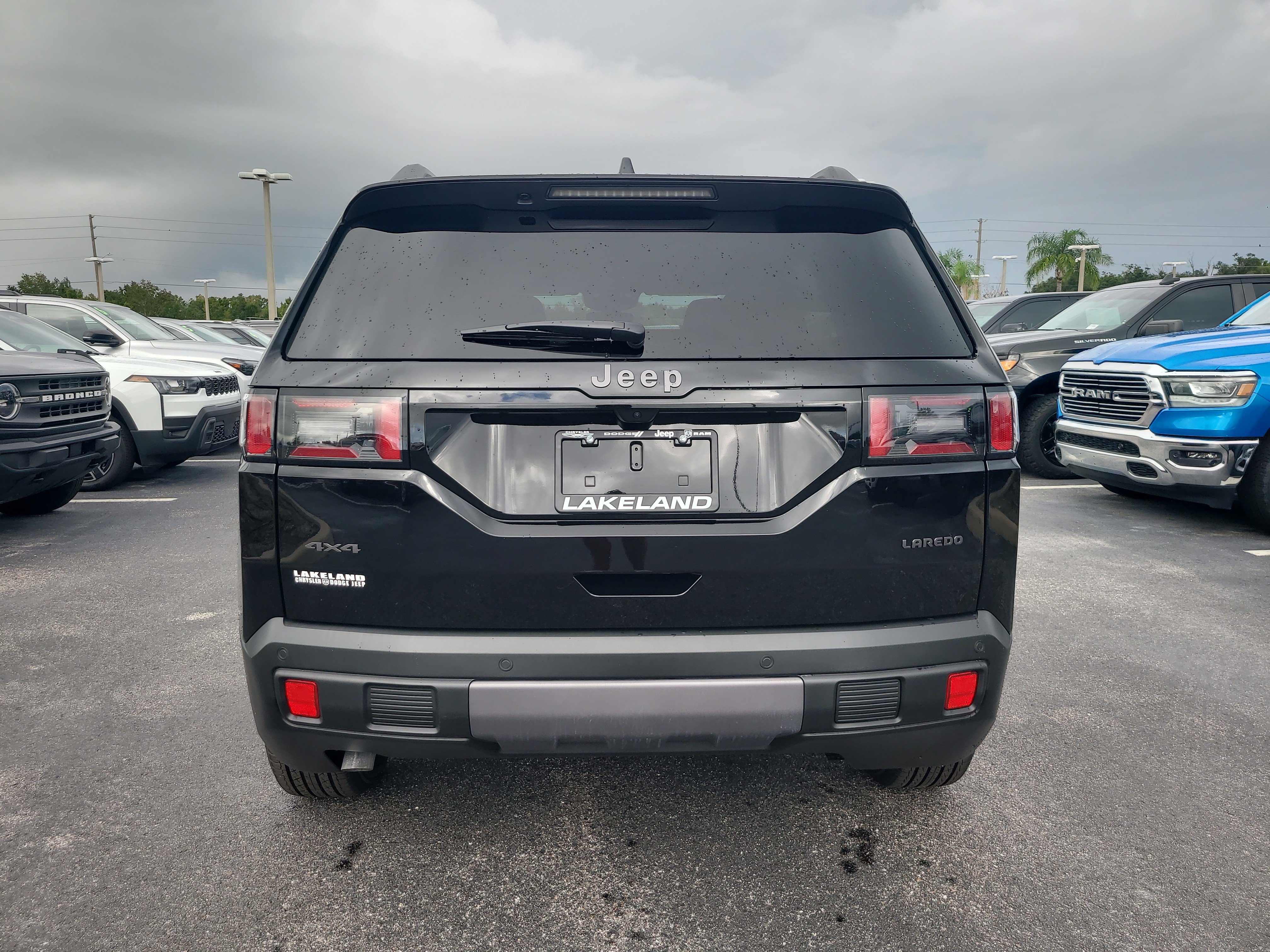 Used 2026 Jeep Cherokee Laredo AWD/4WD image 5