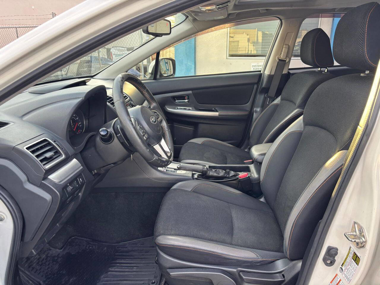 Used 2016 Subaru Crosstrek 2.0i Premium w/ Moonroof Package image 11