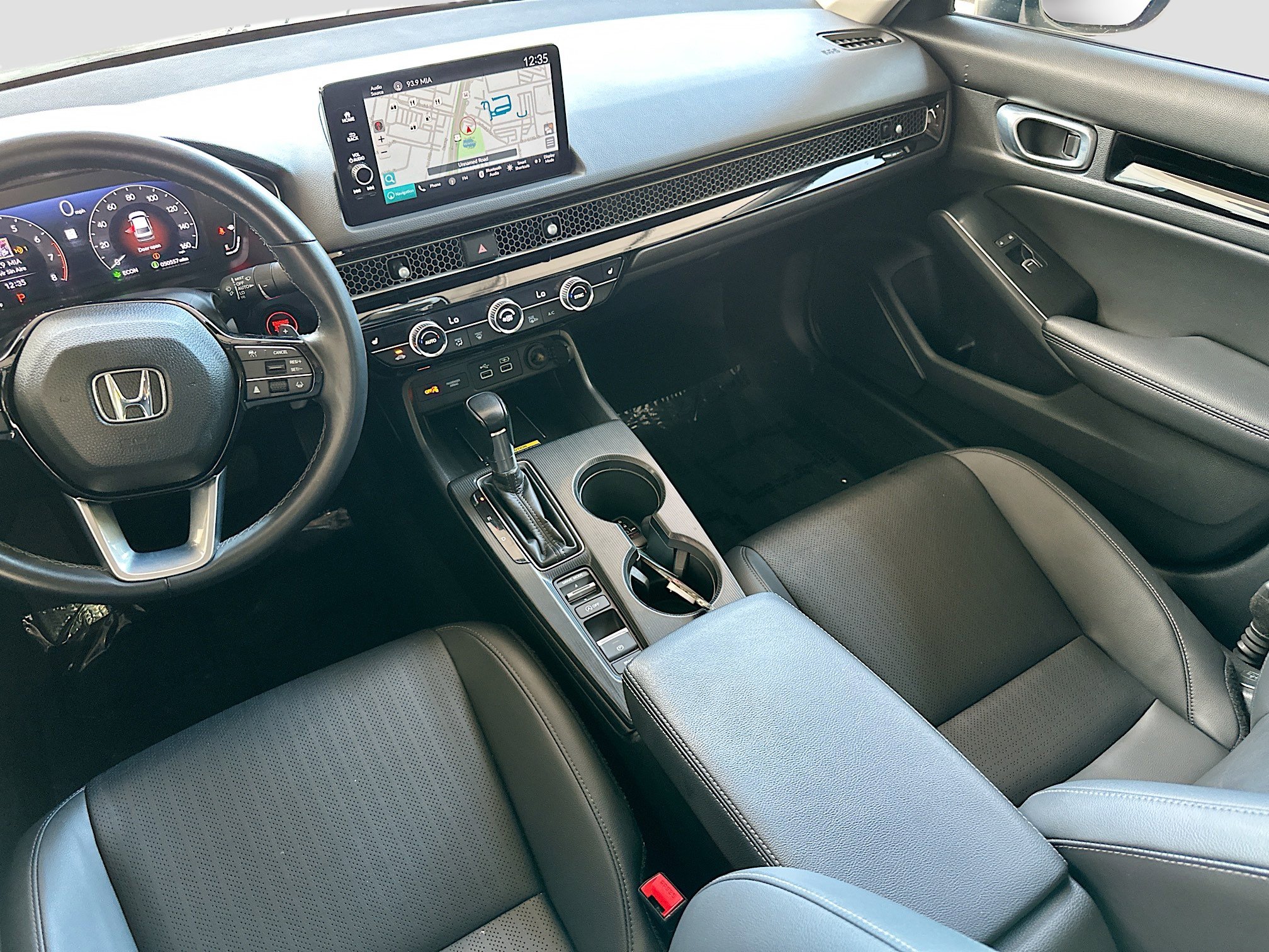 Used 2024 Honda Civic Touring image 25