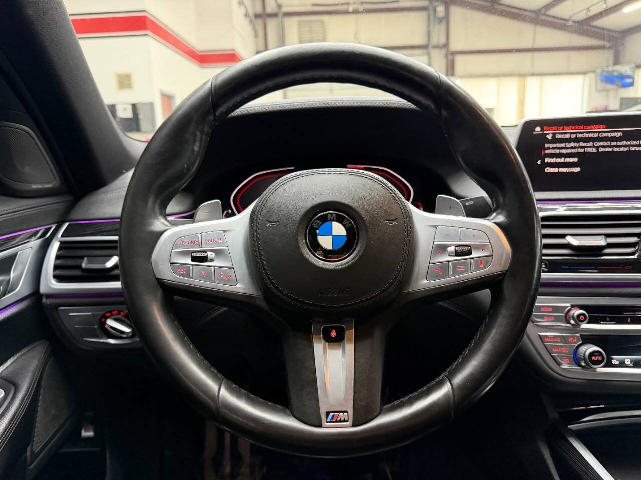 Used 2020 BMW 740i xDrive w/ M Sport Package AWD/4WD image 22