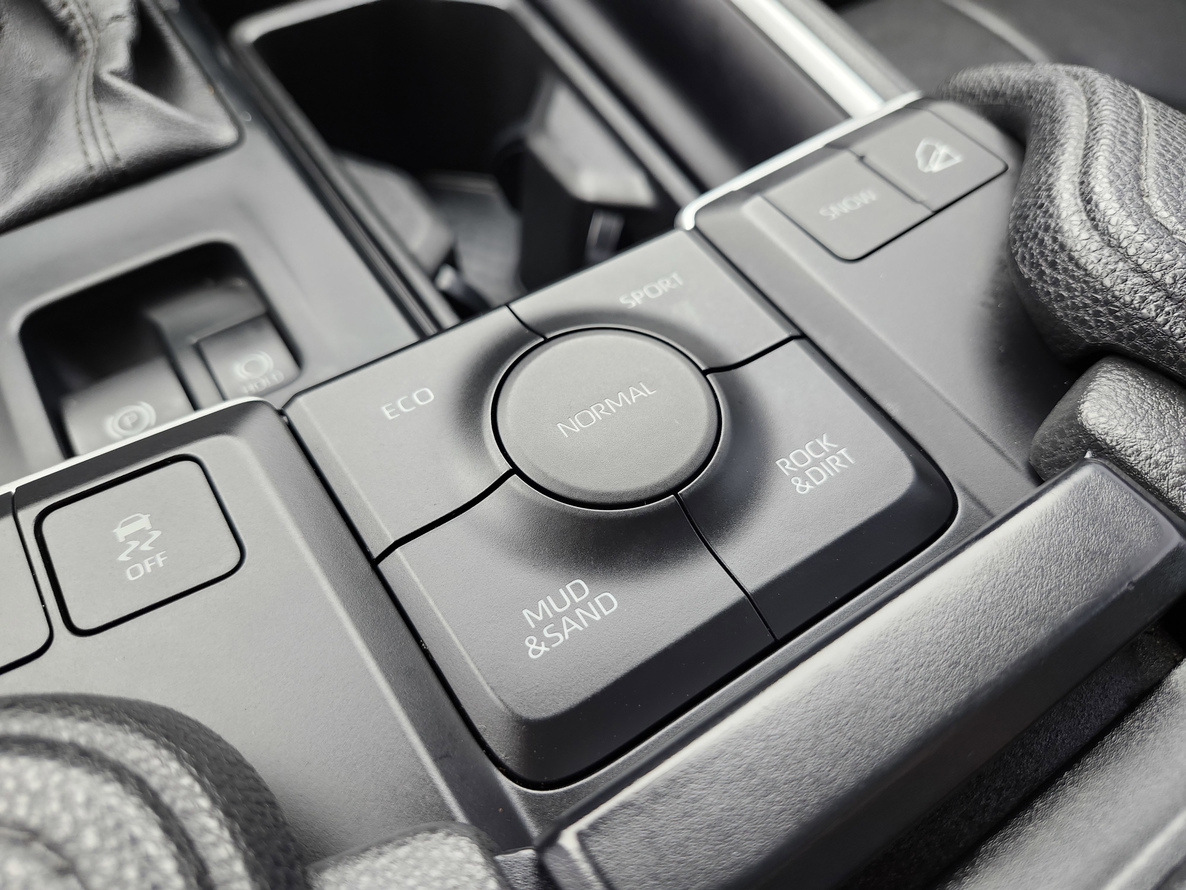 Used 2024 Toyota Grand Highlander Limited image 11