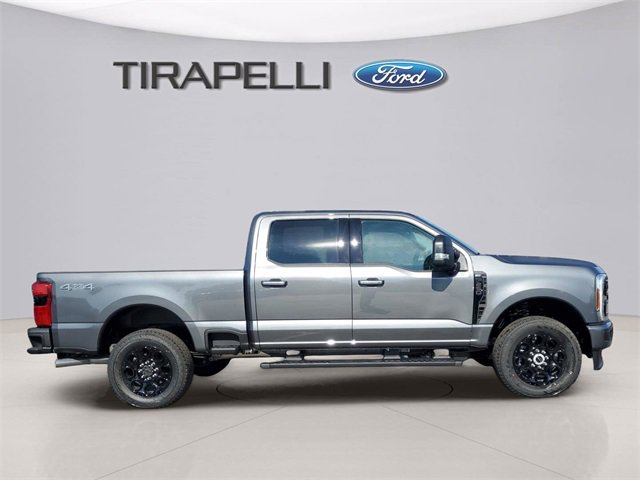 New 2026 Ford F250 4x4 Crew Cab Super Duty image 4