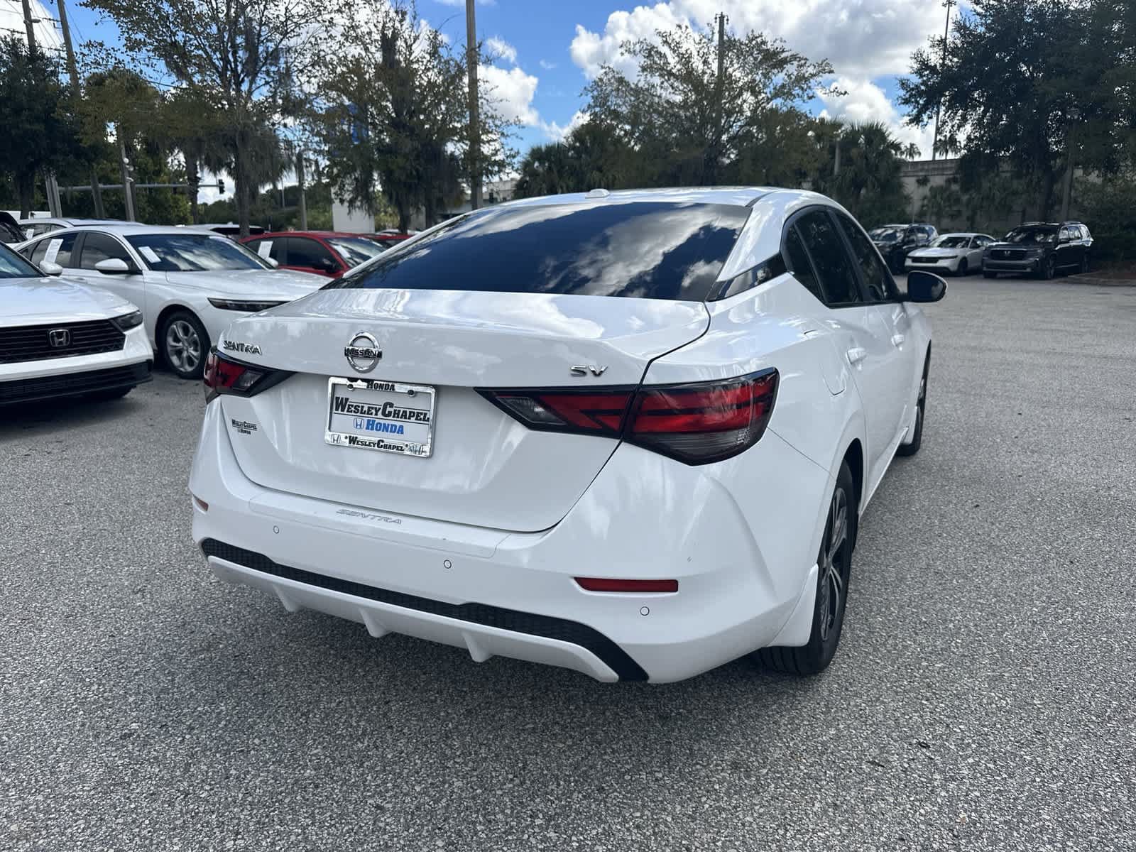 Used 2022 Nissan Sentra SV w/ Trunk Package FWD image 6