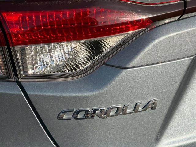 Certified 2020 Toyota Corolla LE w/ Carpet Mat Package (TMS) FWD image 6