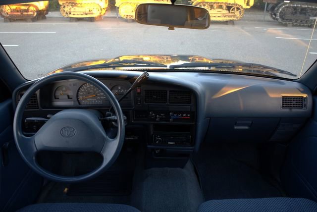 Used 1994 Toyota Pickup DX image 61