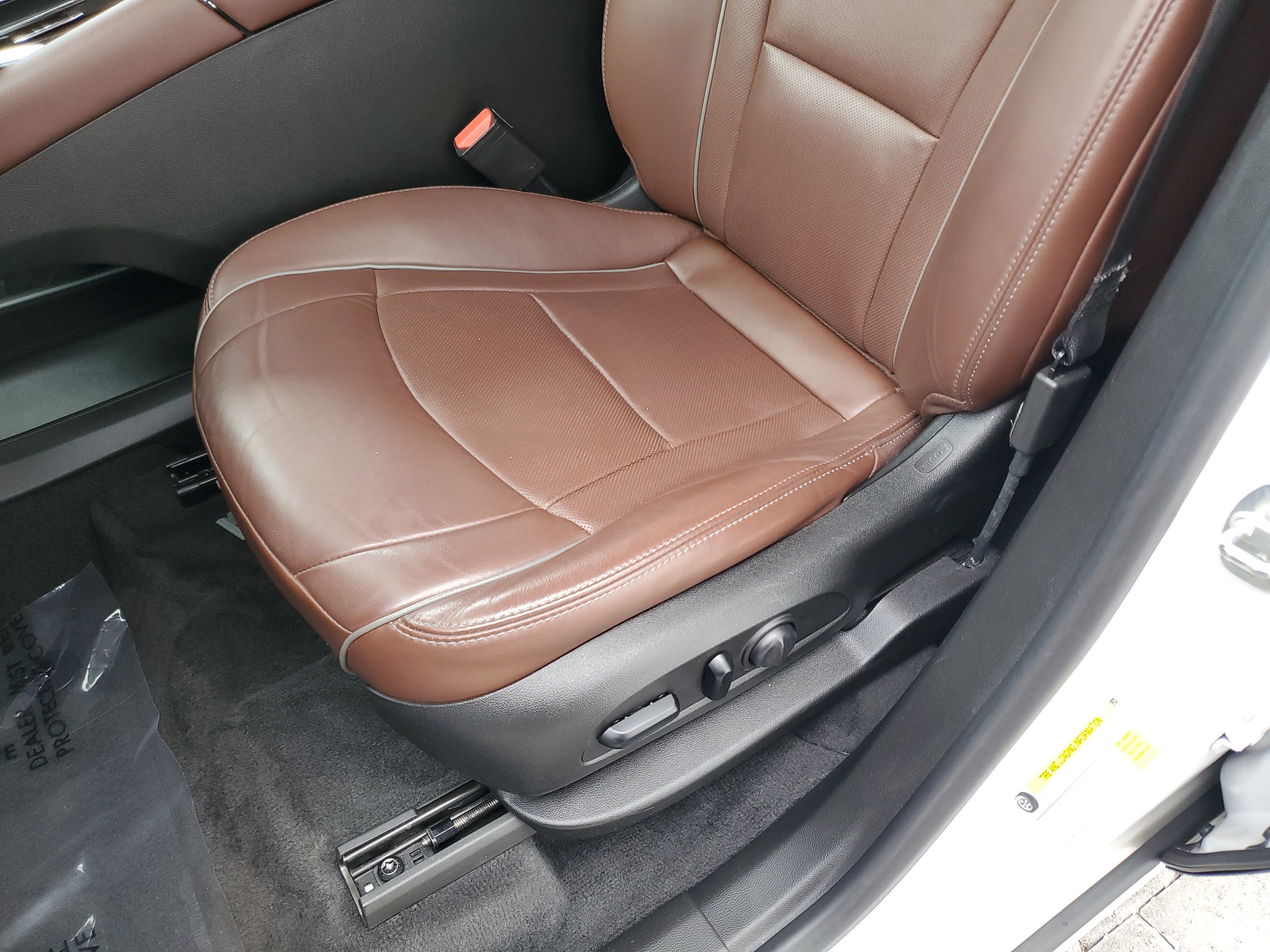 Used 2019 Buick Enclave Avenir w/ Avenir Technology Package image 23