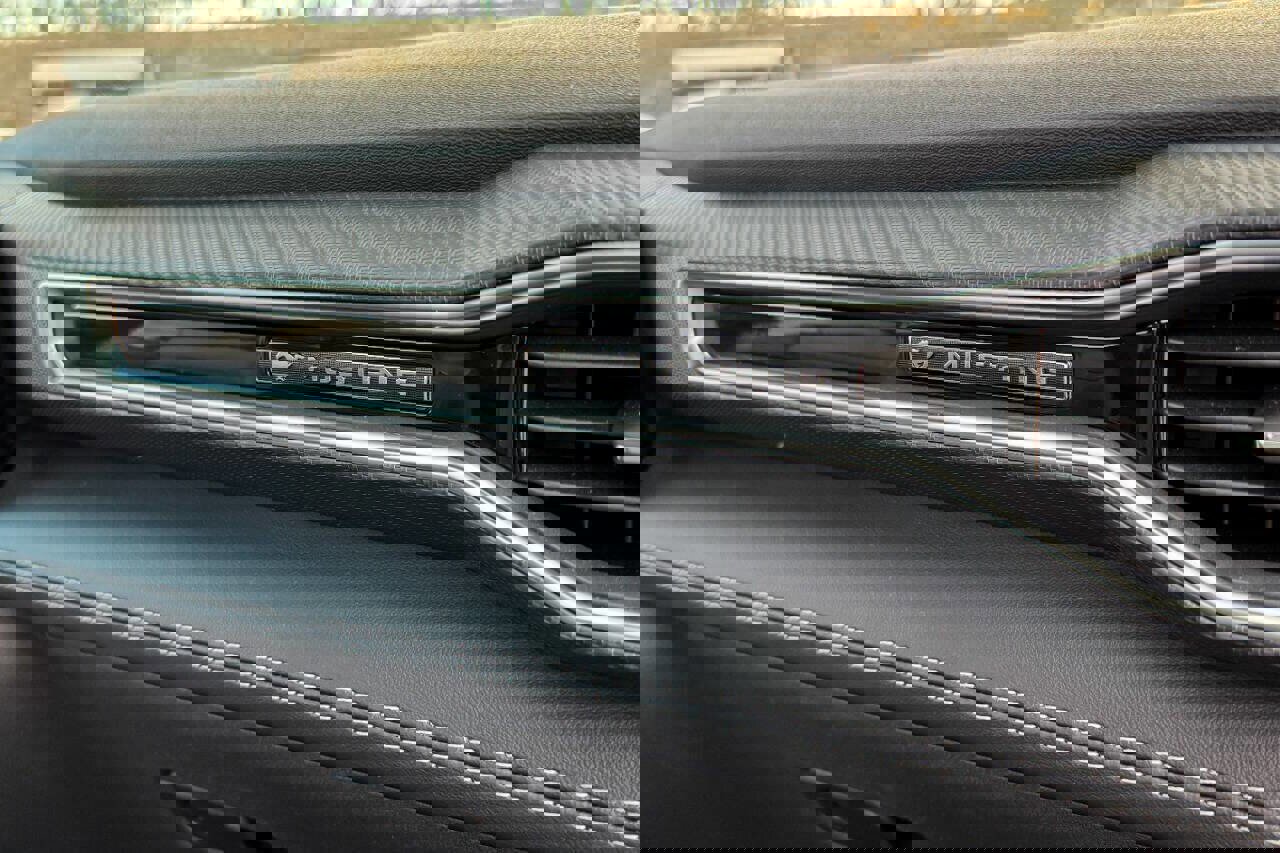 Used 2024 Ford Mustang GT Premium image 15