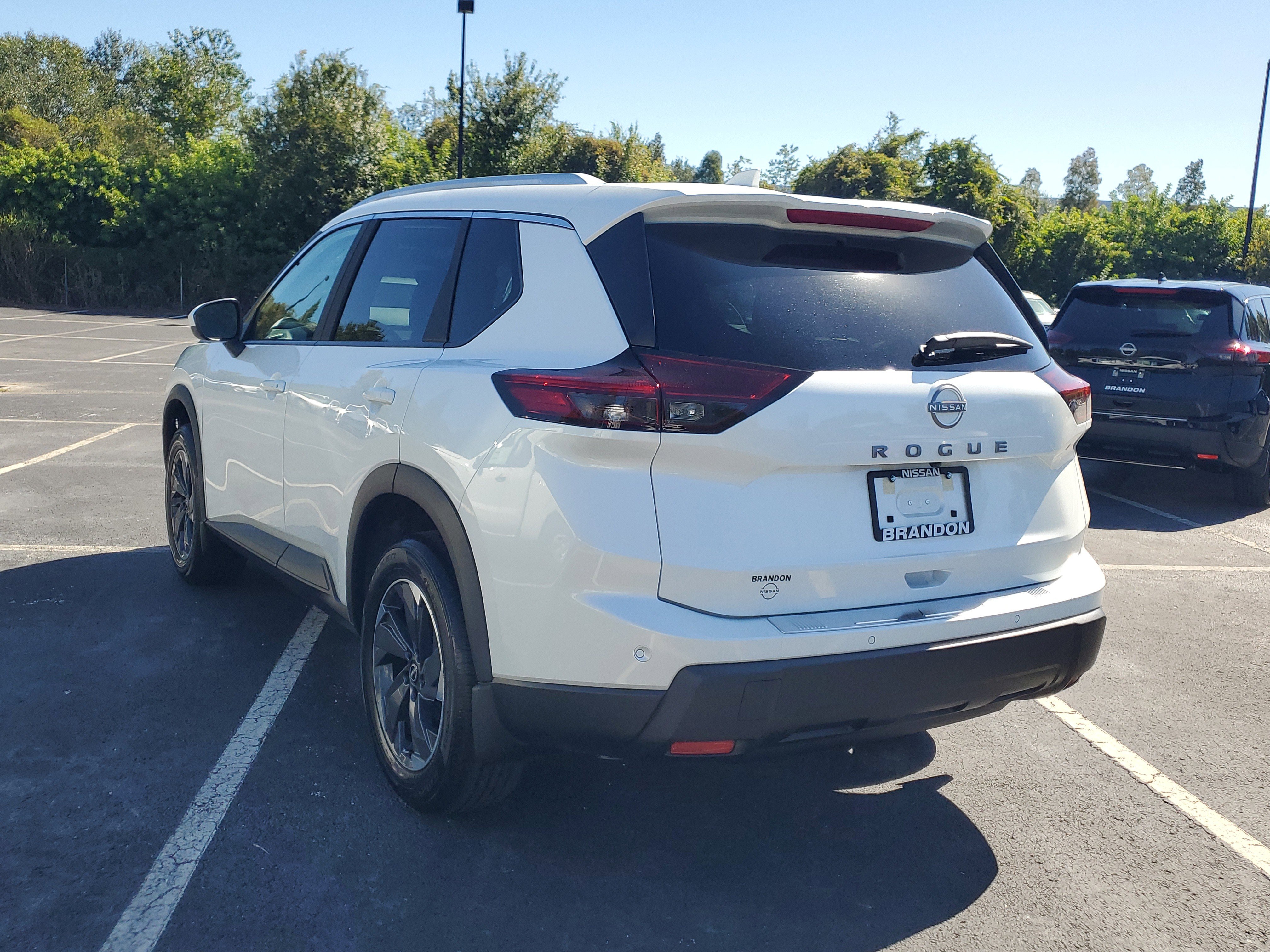 New 2026 Nissan Rogue SV image 5
