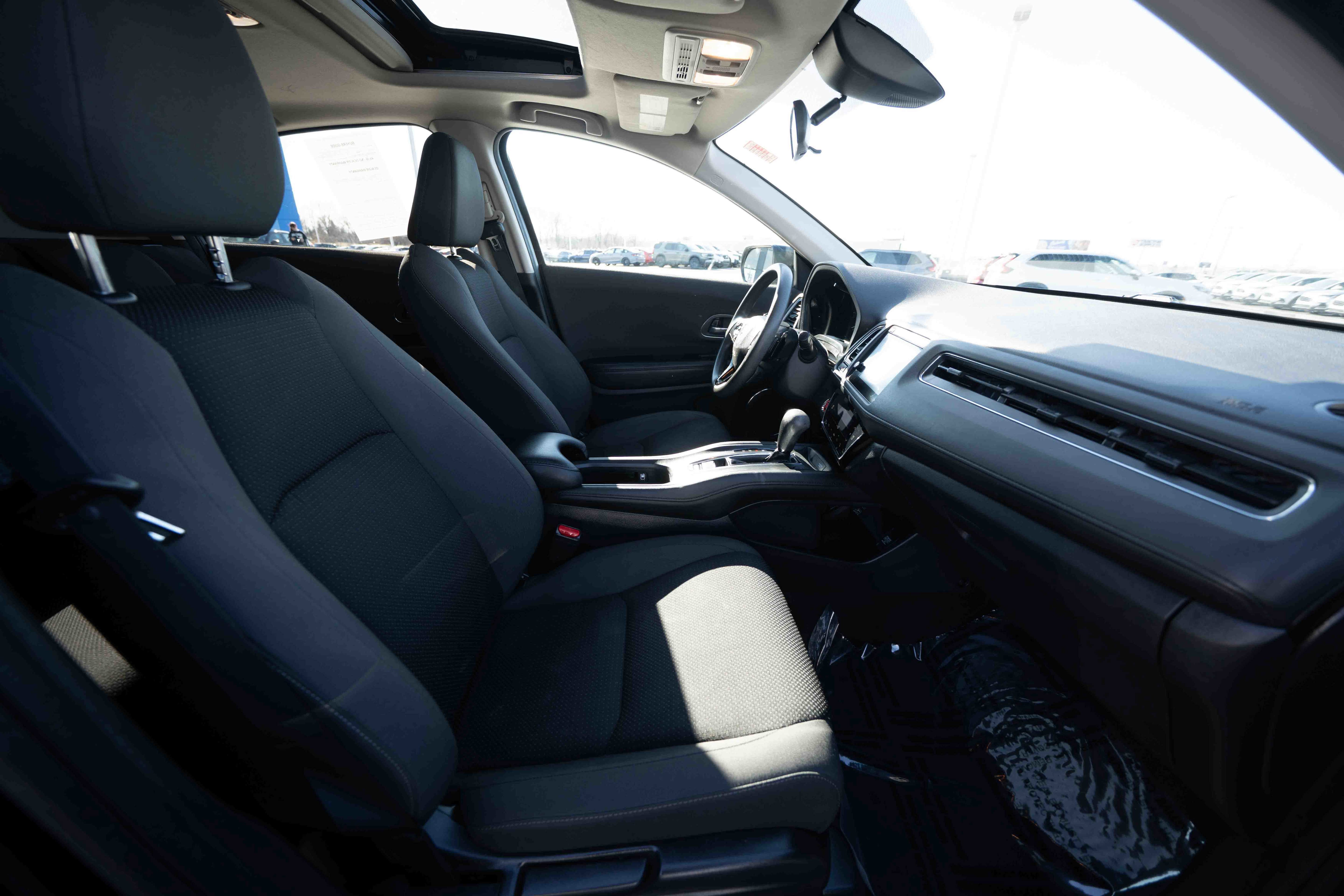 Used 2022 Honda HR-V EX image 27