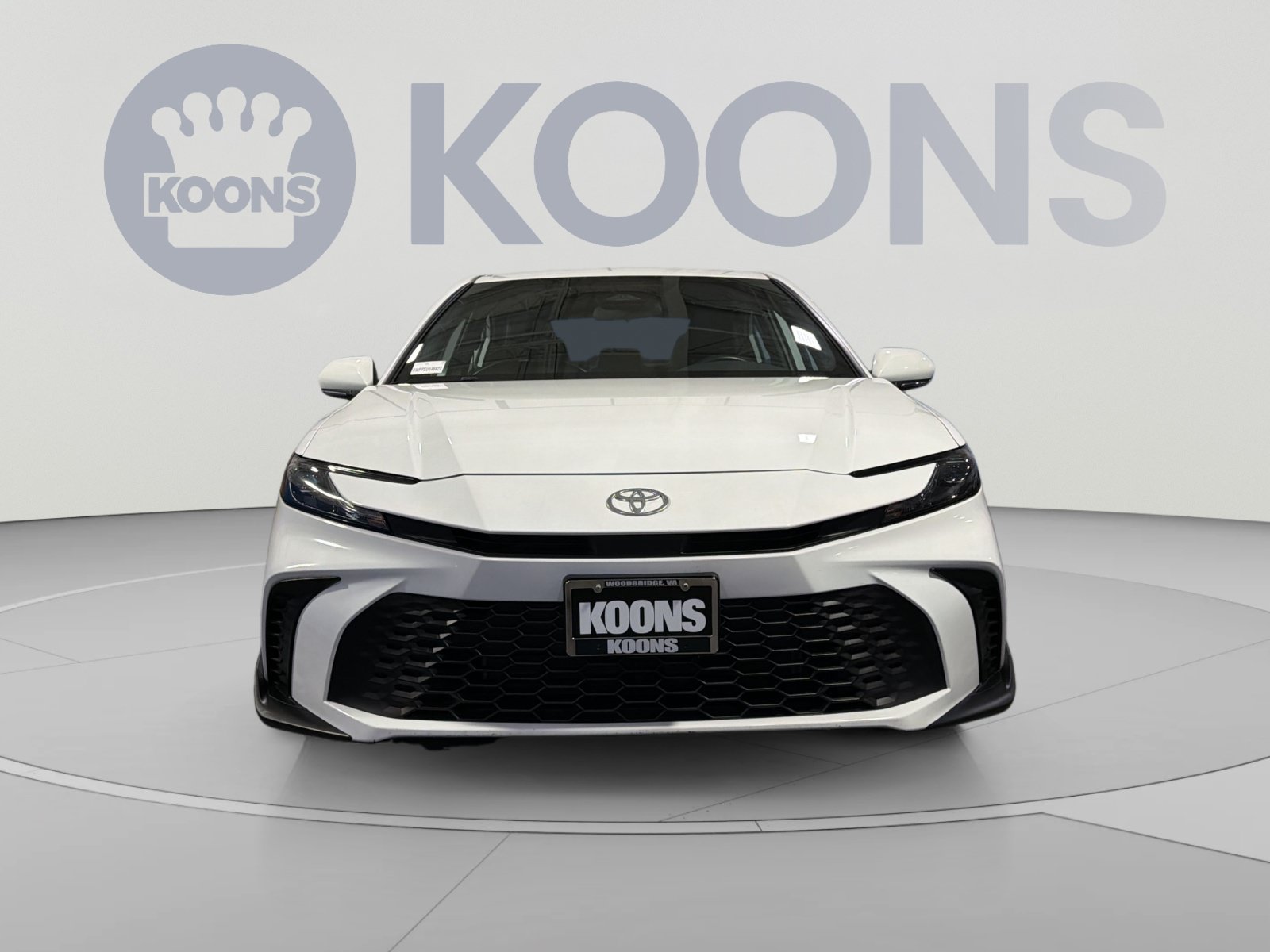 Used 2025 Toyota Camry SE FWD image 11