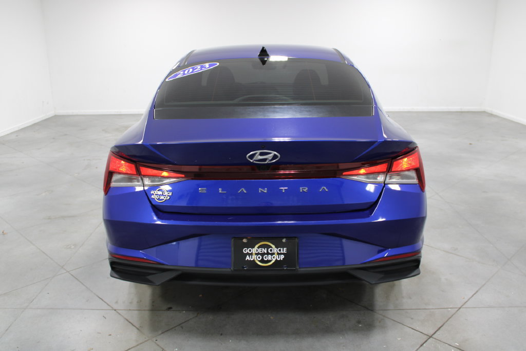 Used 2023 Hyundai Elantra SEL FWD image 8