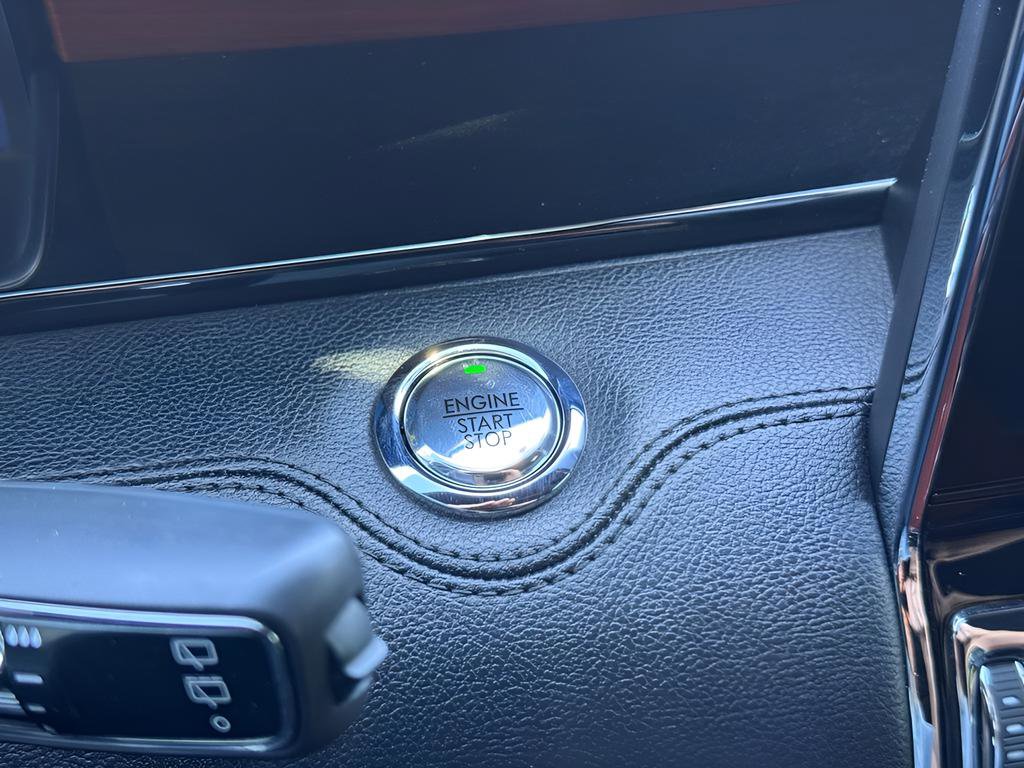 Used 2021 Lincoln Navigator Reserve AWD/4WD image 36