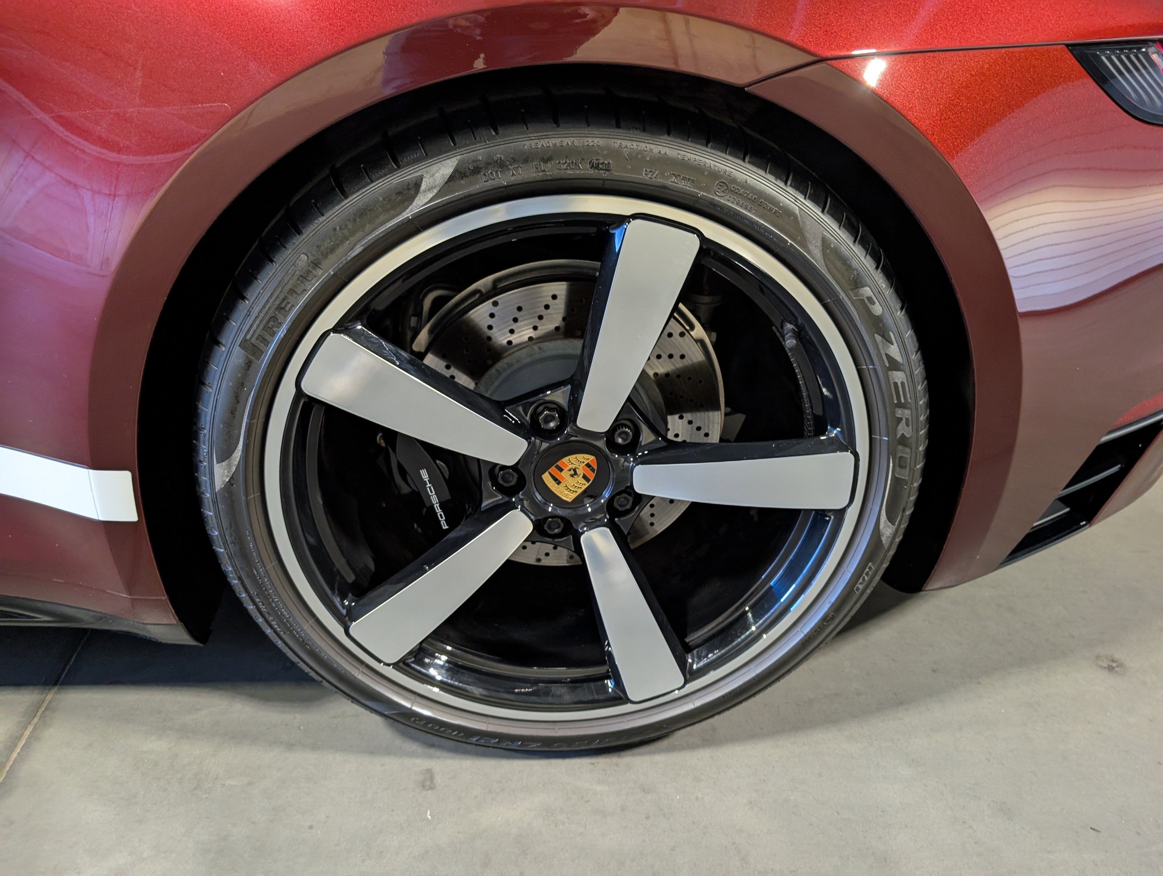 Certified 2021 Porsche 911 Targa 4S Heritage Design image 14