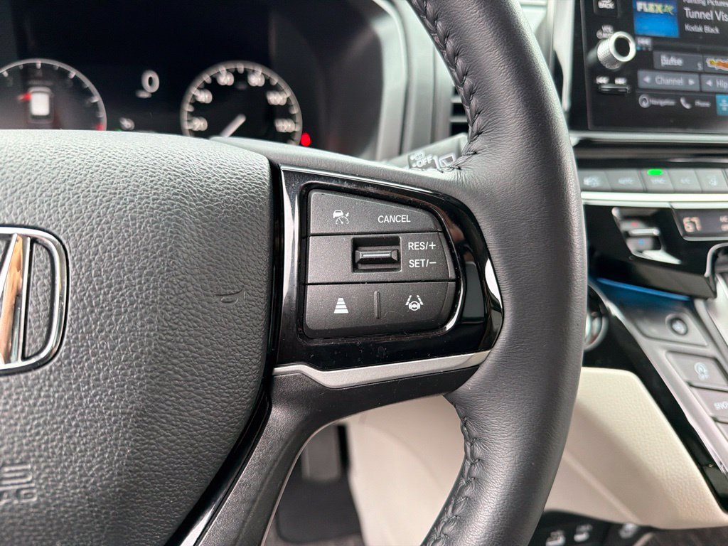 Certified 2025 Honda Odyssey Touring image 17