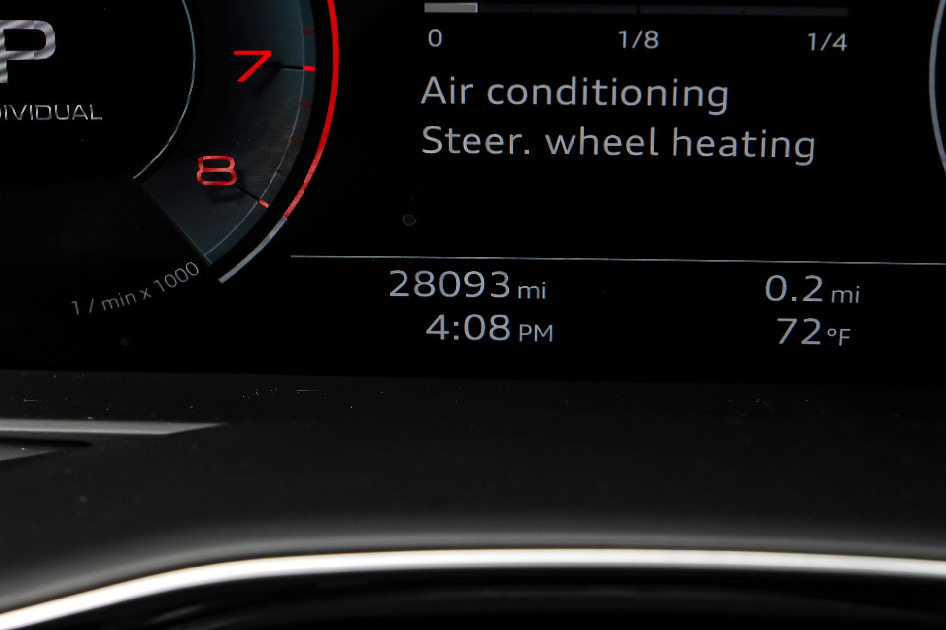 Used 2023 Audi Q8 Premium Plus w/ Premium Plus Package image 24