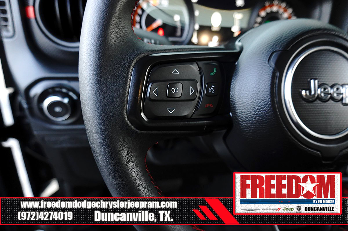 Used 2024 Jeep Wrangler Rubicon AWD/4WD image 21