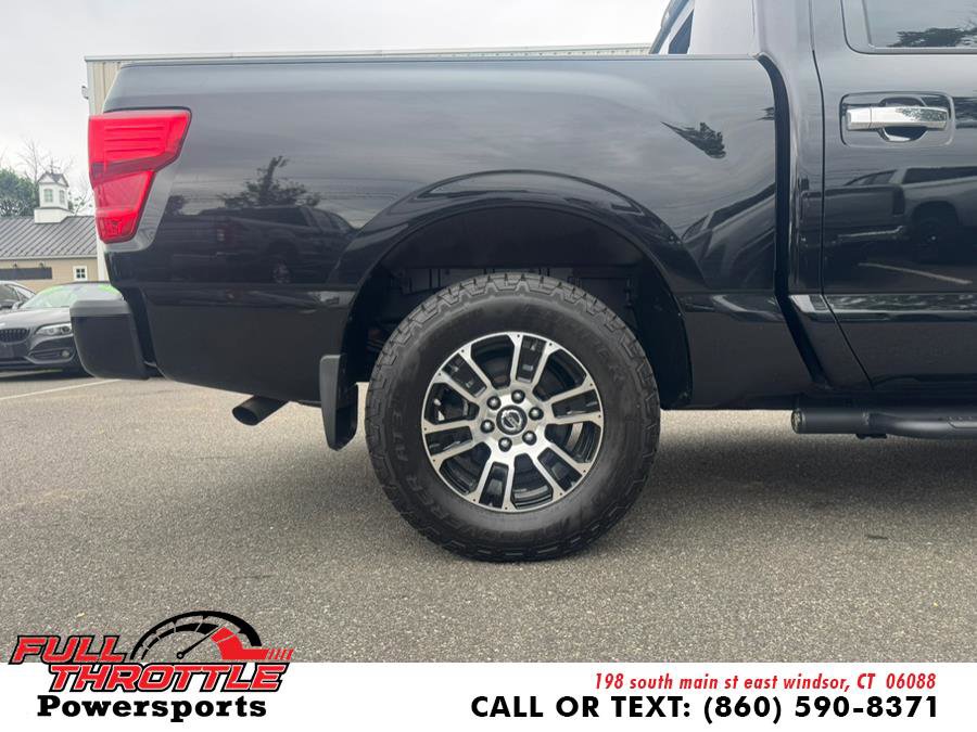 Used 2021 Nissan Titan SV w/ SV Convenience Package image 28