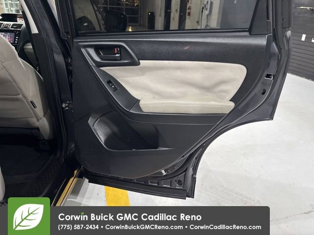 Used 2016 Subaru Forester 2.5i Premium image 18