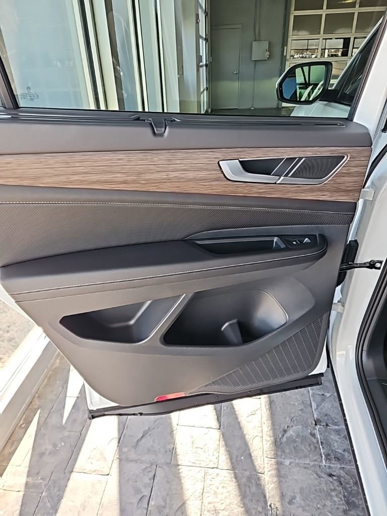 New 2026 Volkswagen Atlas SEL AWD/4WD image 22