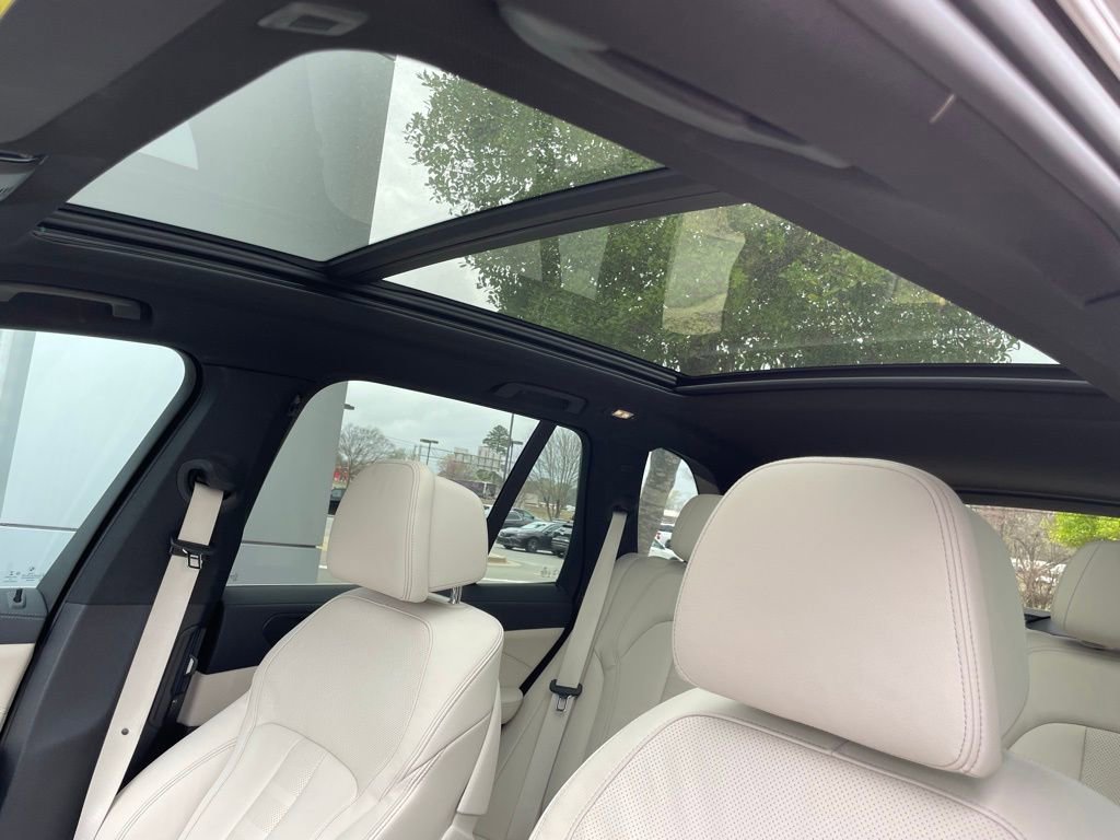 Used 2022 BMW X5 xDrive40i w/ Premium Package image 26