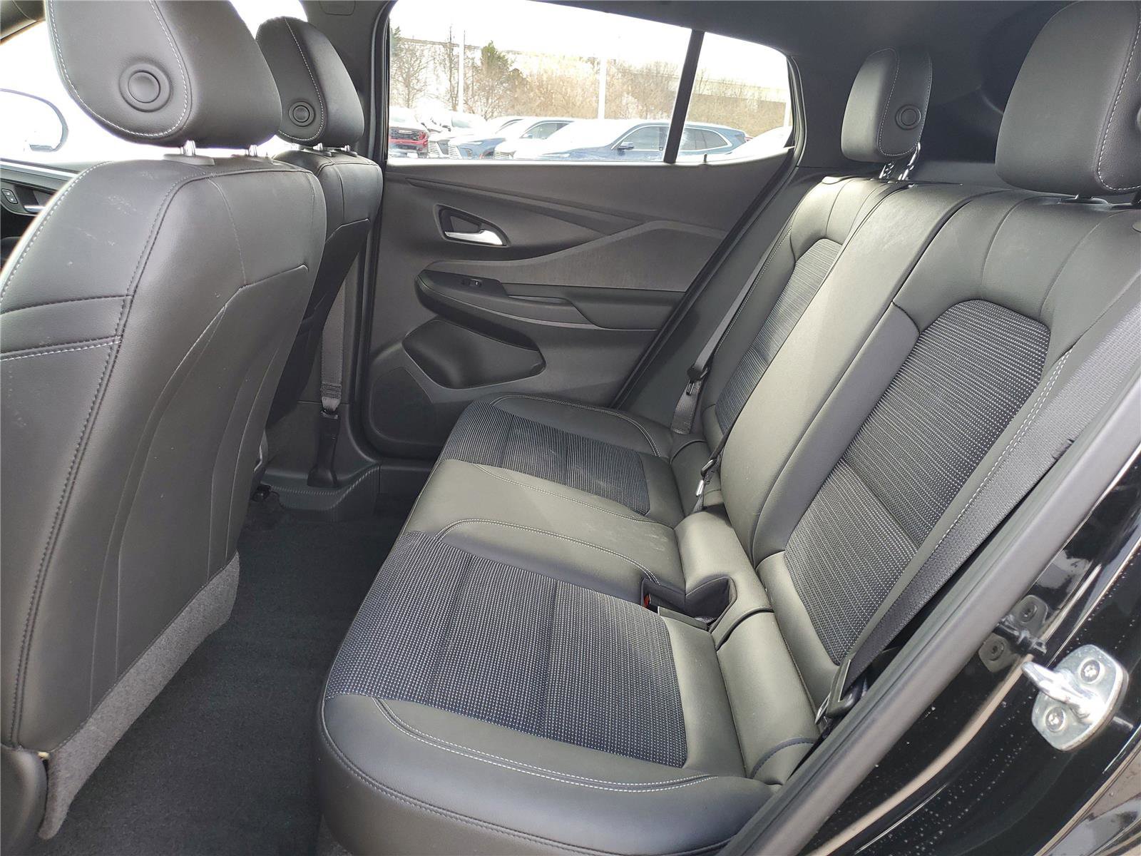 Used 2024 Buick Envista Preferred w/ Convenience I Package image 11