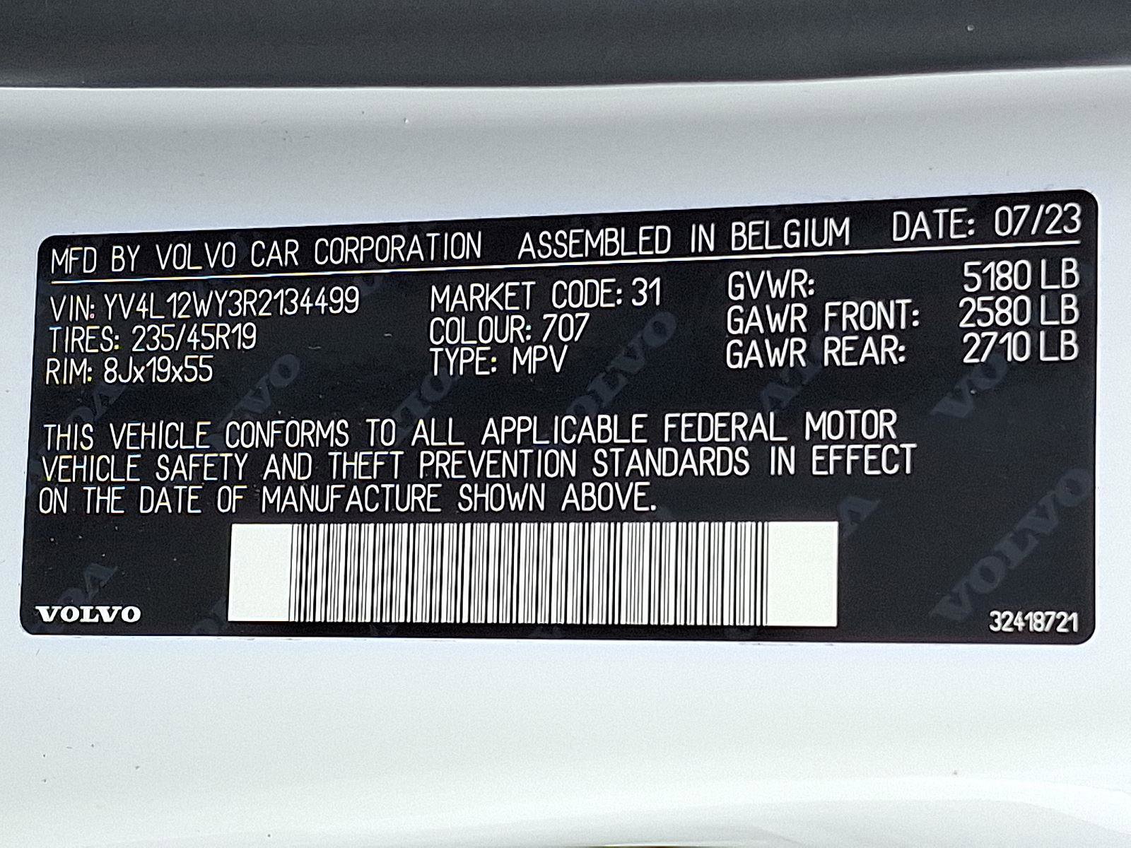 Certified 2024 Volvo V60 B5 Cross Country Plus w/ Protection Package Premier image 28