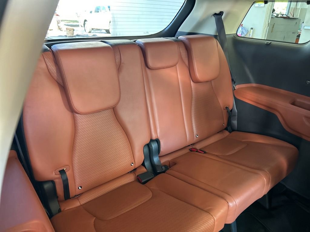 Used 2022 Kia Carnival SX Prestige image 30