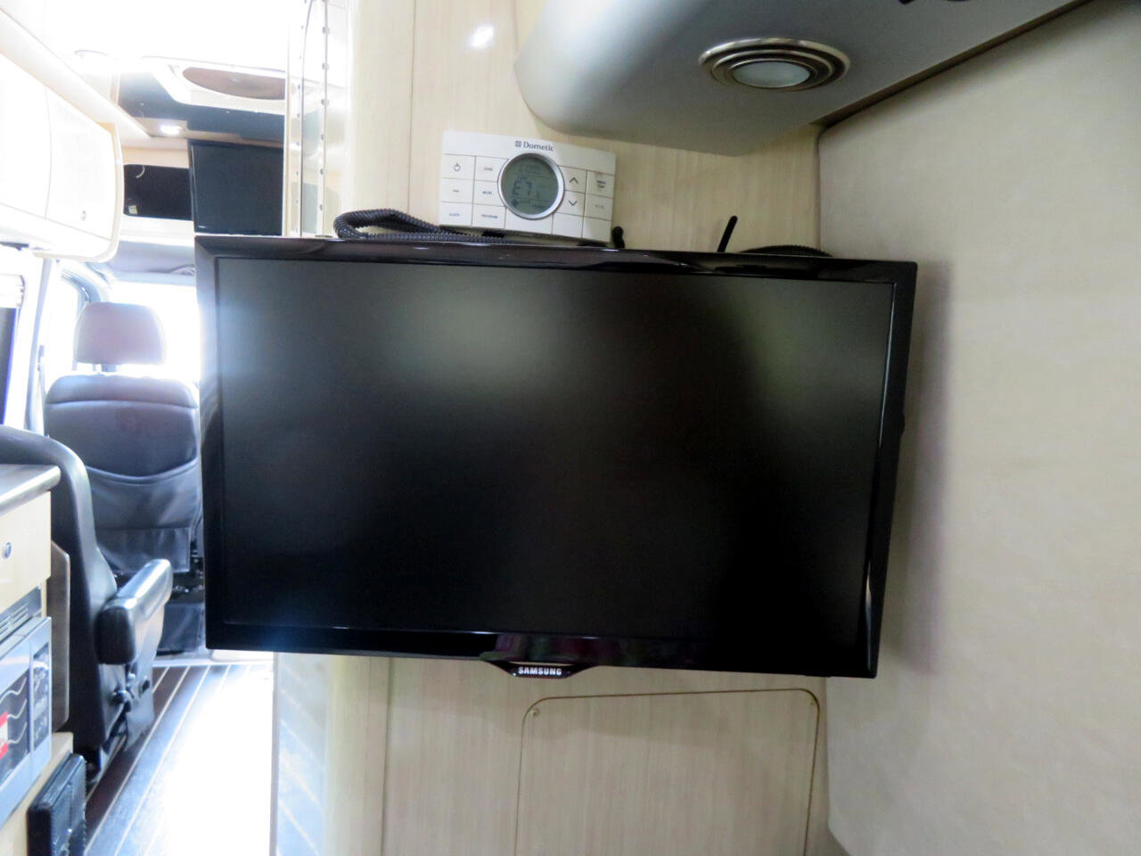 Used 2014 Mercedes-Benz Sprinter 3500 image 56