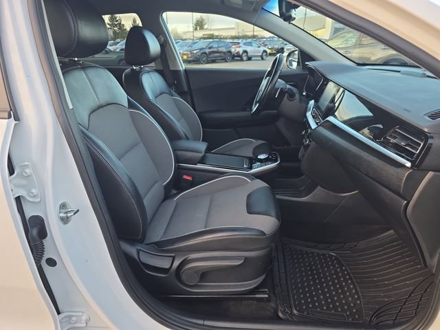 Used 2021 Kia Niro EX image 10