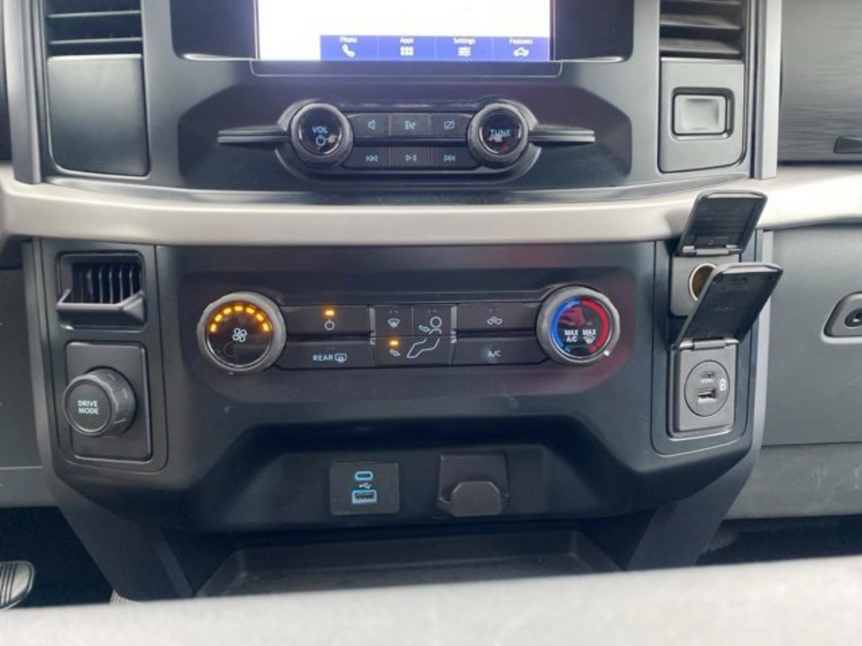 Used 2023 Ford F150 XLT image 28