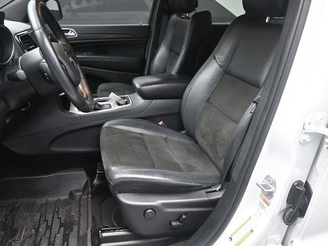 Used 2019 Jeep Grand Cherokee Altitude image 18