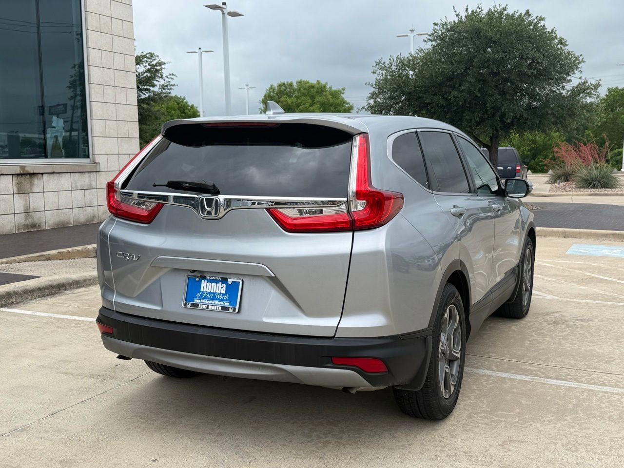 Used 2019 Honda CR-V EX image 6