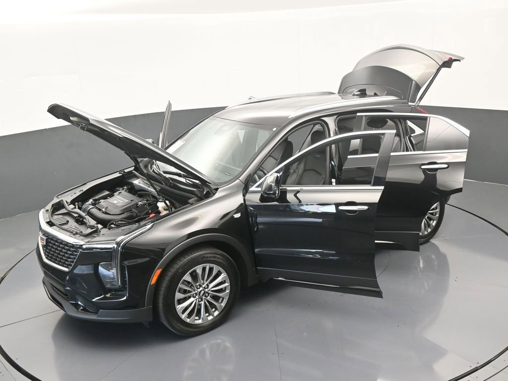 Used 2024 Cadillac XT4 Premium Luxury image 70