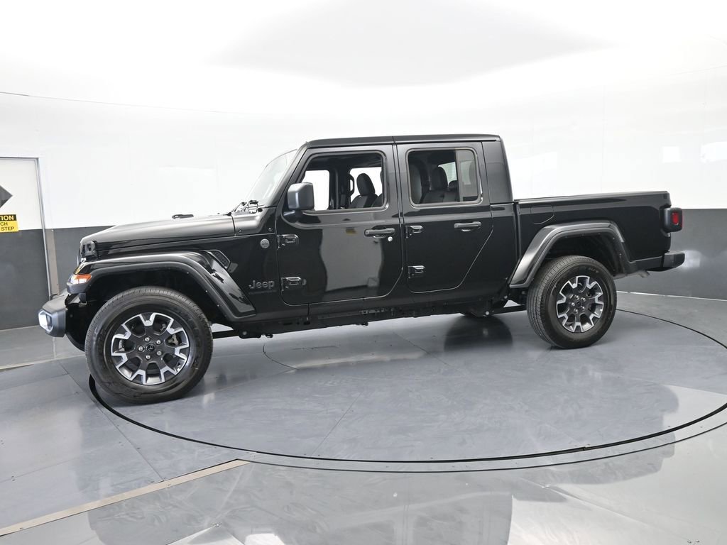 Used 2024 Jeep Gladiator Sport w/ Premium Package AWD/4WD video 2