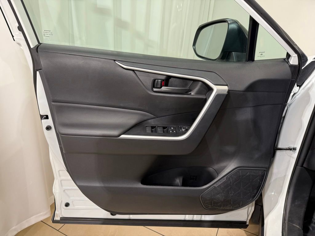 Certified 2025 Toyota RAV4 LE image 15